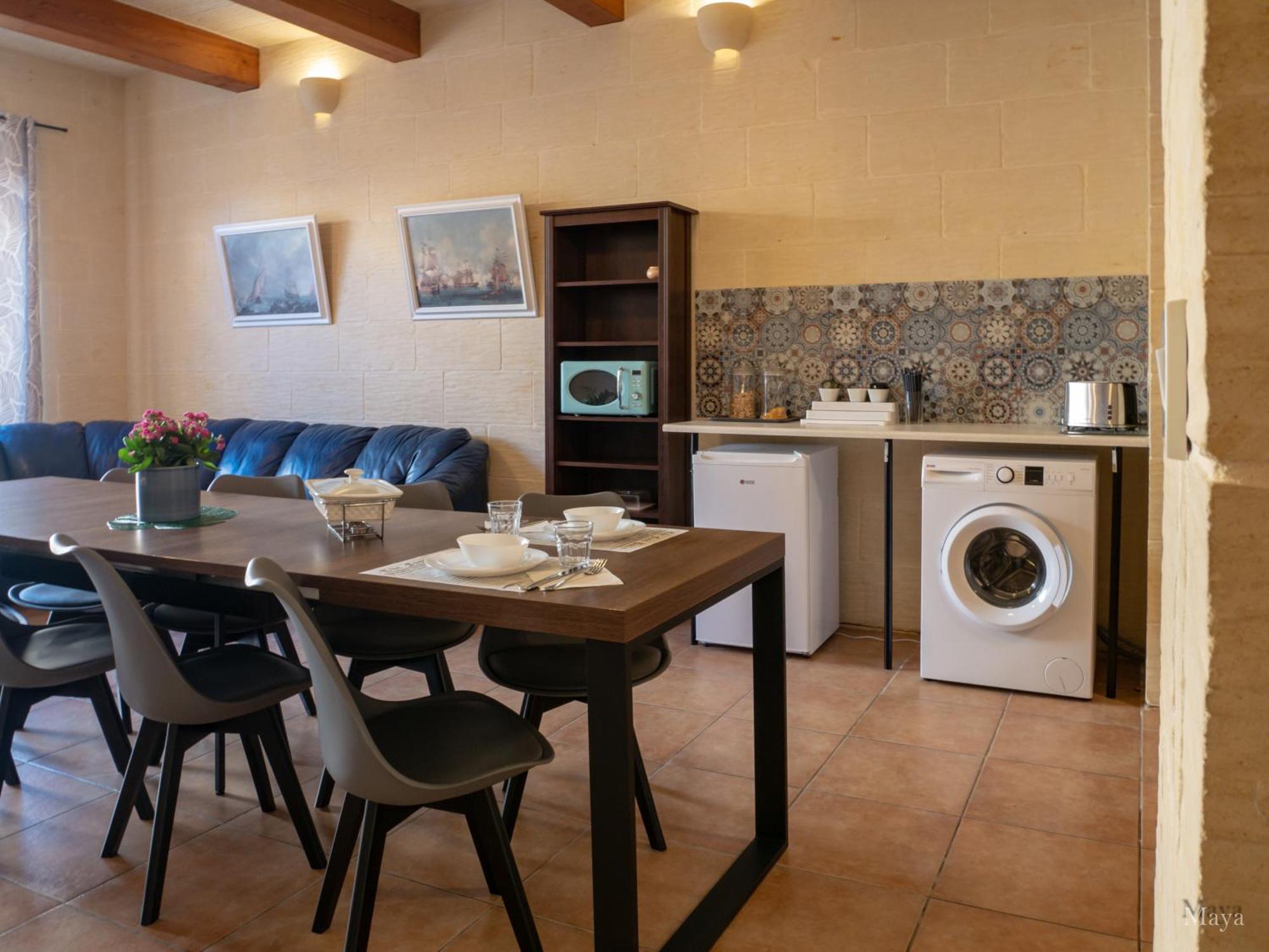 Moonshine Villa Nadur Bagian luar foto