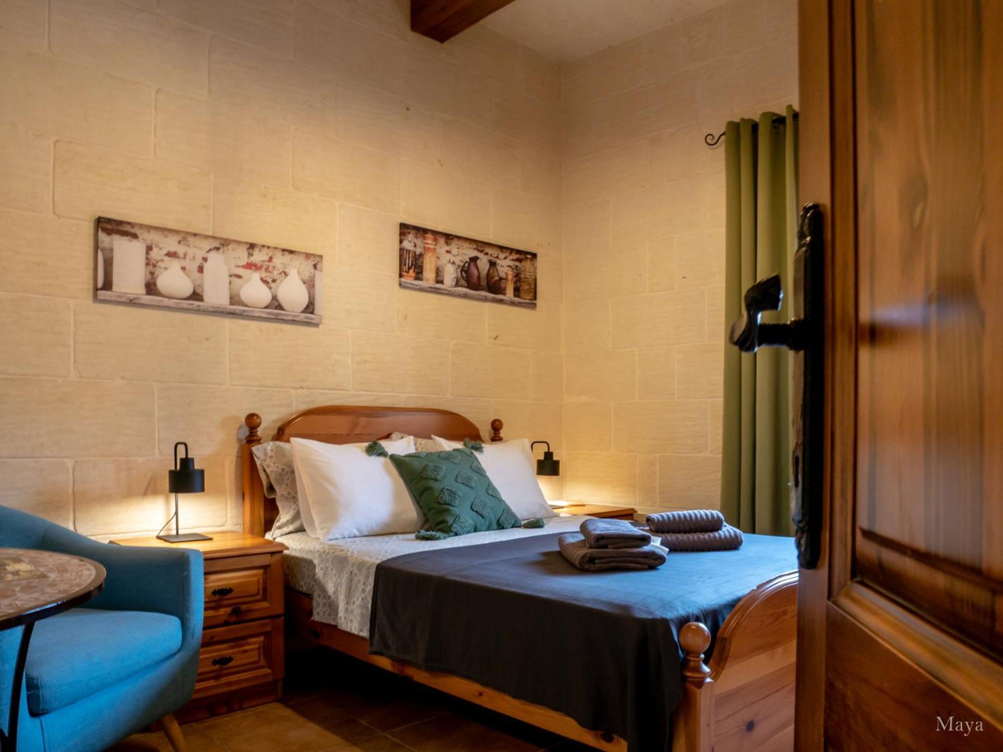 Moonshine Villa Nadur Bagian luar foto